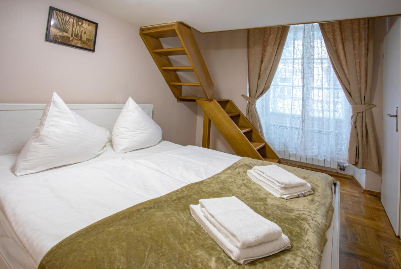 Michalska Apartment 프라하 외부 사진
