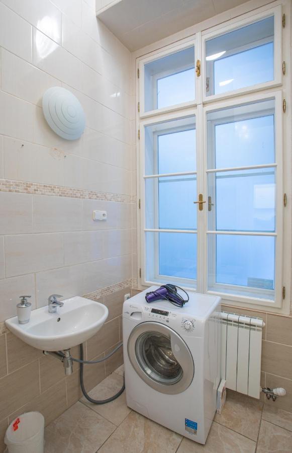Michalska Apartment 프라하 외부 사진